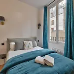 דירה Urban Flat 98 - 4 Bedrooms Center Of *