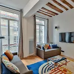 דירה Urban Flat 98 - 4 Bedrooms Center Of *