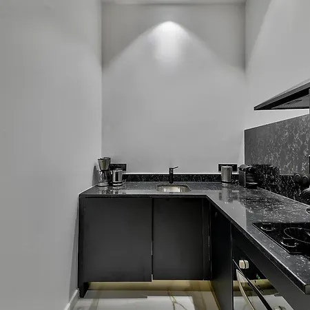 Urban Flat 98 - 4 Bedrooms Center Of * باريس