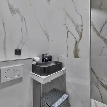 Urban Flat 98 - 4 Bedrooms Center Of * باريس