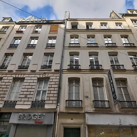 Urban Flat 98 - 4 Bedrooms Center Of * Parijs