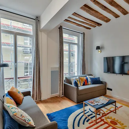 شقة Urban Flat 98 - 4 Bedrooms Center Of *