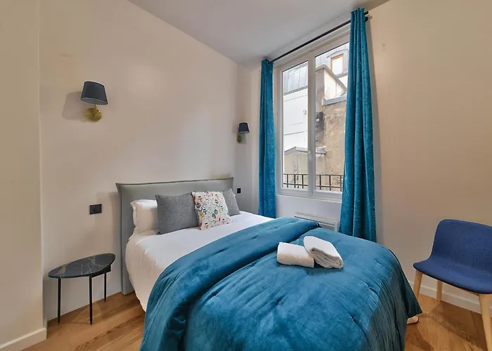 Appartement Urban Flat 98 - 4 Bedrooms Center Of Parijs