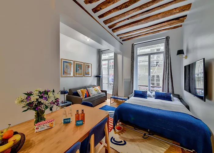 Urban Flat 98 - 4 Bedrooms Center Of Parijs
